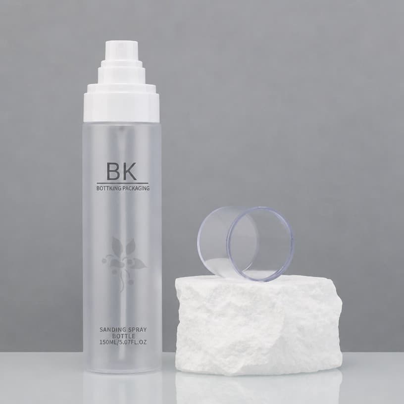 Clear Mist Spray Bottle Custom Color Cosmetic Plastic Bottle — surface finish and decoration detail